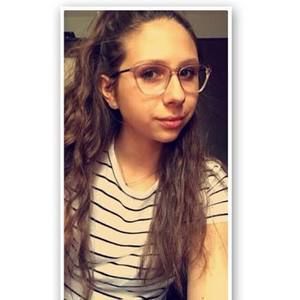 Meet your Posher, Malika